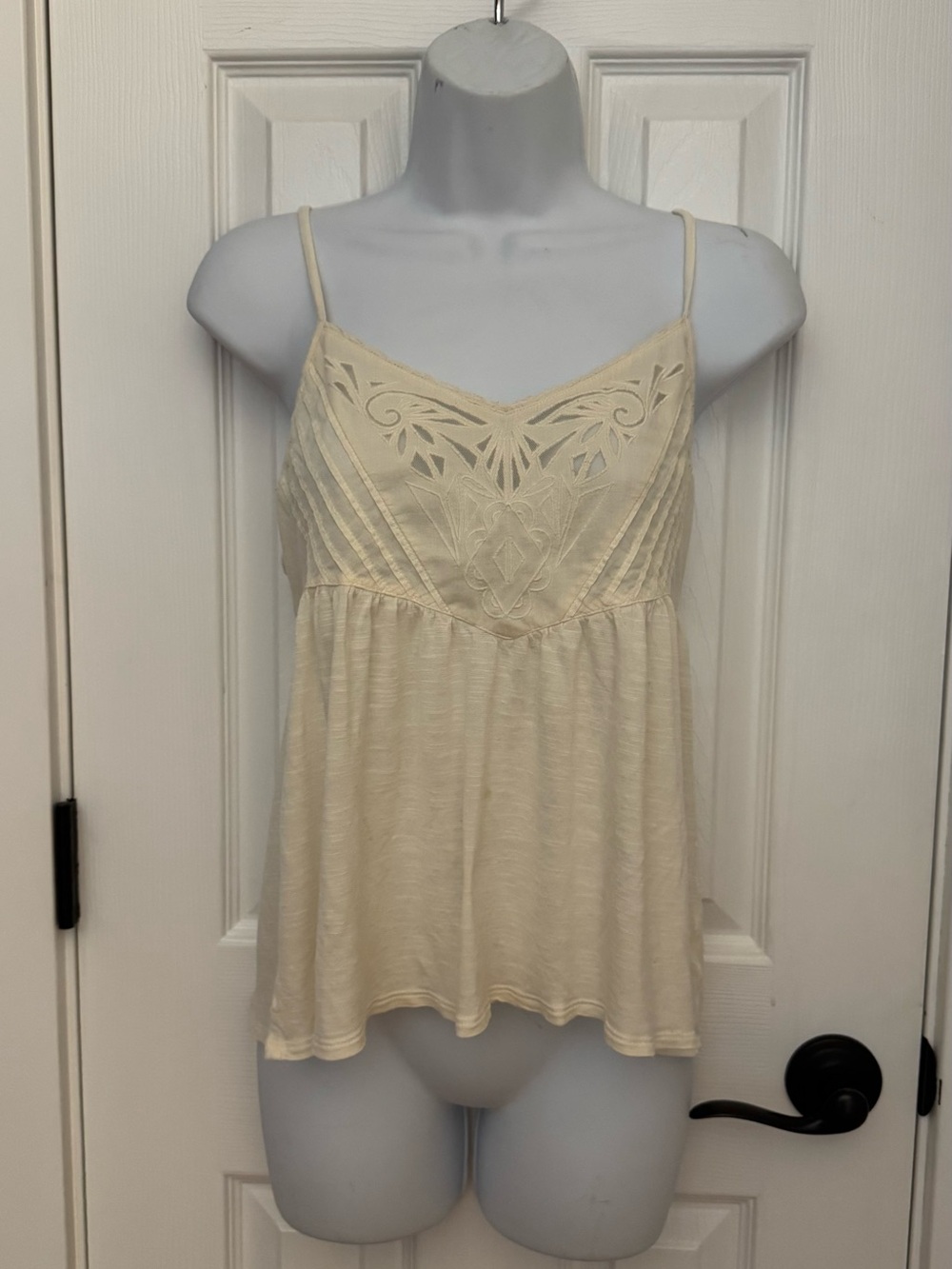 American Eagle Outfitters Cream Lace-Detail Cami